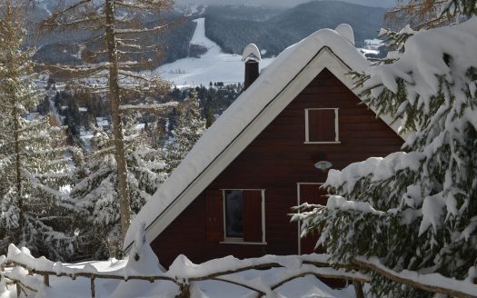 CHALET SUR LES HAUTEURS