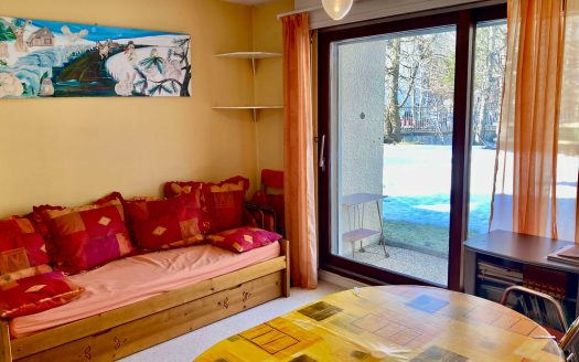 STUDIO CABINE EN REZ-DE-JARDIN – LANS EN VERCORS CENTRE VILLAGE