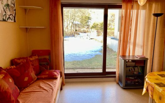 STUDIO CABINE EN REZ-DE-JARDIN – LANS EN VERCORS CENTRE VILLAGE