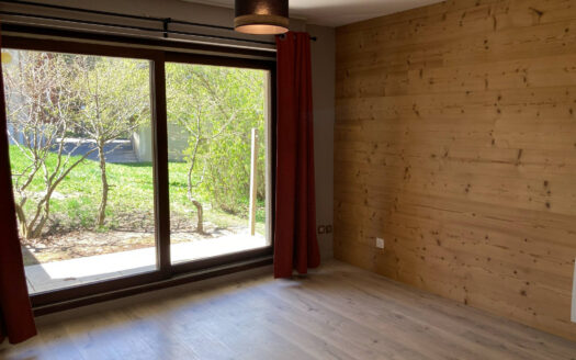 STUDIO CABINE EN REZ-DE-JARDIN – LANS EN VERCORS CENTRE